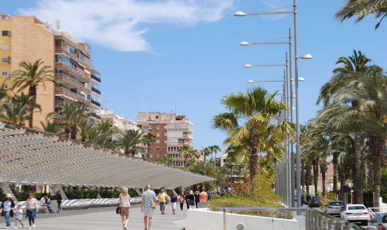 Casablanca Penthouse Apartment With Private Roof Terrace 70M2 Torrevieja Kültér fotó
